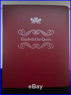 1976 Elizabeth Our Queen Boxed Set of 25 Solid Silver Ingots by Franklin Mint