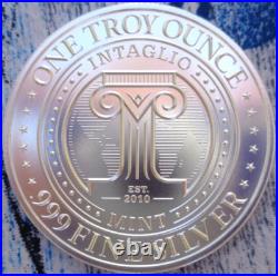 1 oz. UFO'S Over The KREMLIN Red Square round. 999 fine silver