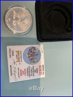 1oz Solid Silver Coin RARE MICKY AND MINNI DATE 5/16/88