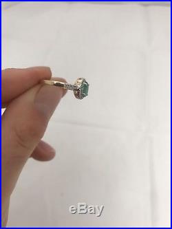A Fine 0.5ct Emerald & Diamond Solid 9ct Cluster Ring 9K 375