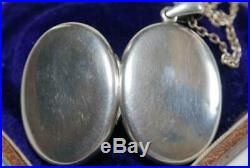 Beautiful LARGE Victorian SOLID Silver Keepsake LOCKET with HAIR Pendant & Chain