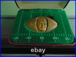 Brett Favre Green Bay Packers Solid Bronze Highland Mint Coin 1998