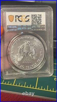 Early Issue American Eagle. 999 solid Silver Dollar 2019 RARE