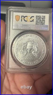 Early Issue American Eagle. 999 solid Silver Dollar 2019 RARE