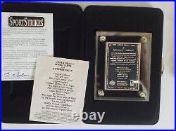 Upper Deck Sport Strike Michael Jordan 6 oz. 999 GOLD + 6 oz. 999 SILVER Ingots Upper Deck Sport Strike Michael Jordan 6 oz. 999 GOLD + 6 oz. 999 SILVER Ingots