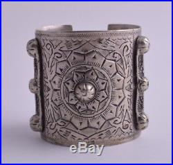 Vintage solid berber Bedouin silver bracelet Cuff/ SALE